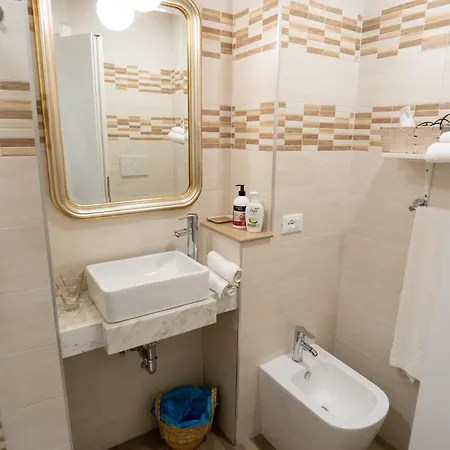 ゲストハウス Covo Di Levante 3*