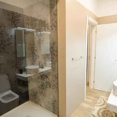 Covo Di Levante, 3* La Spezia